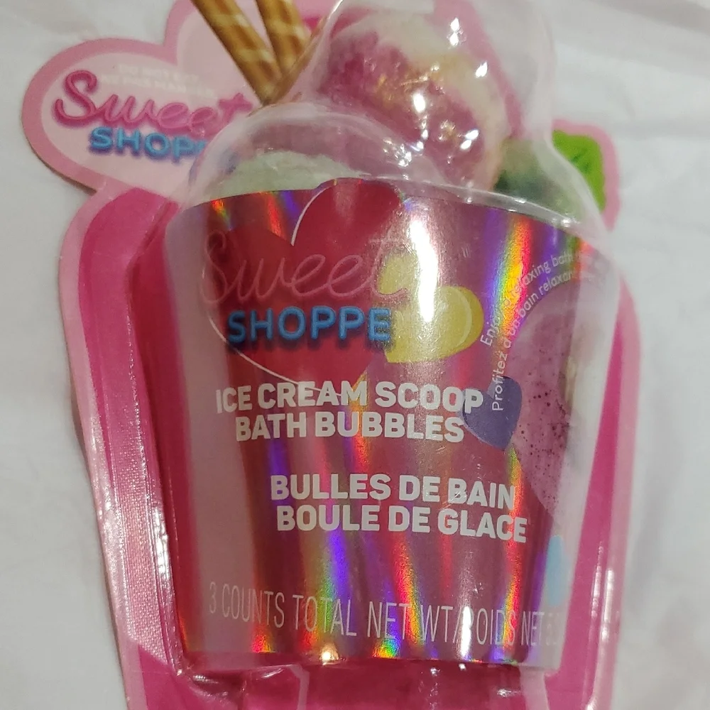 Sweet shoppe ice cream scoop shaped bath‎ bubbles new